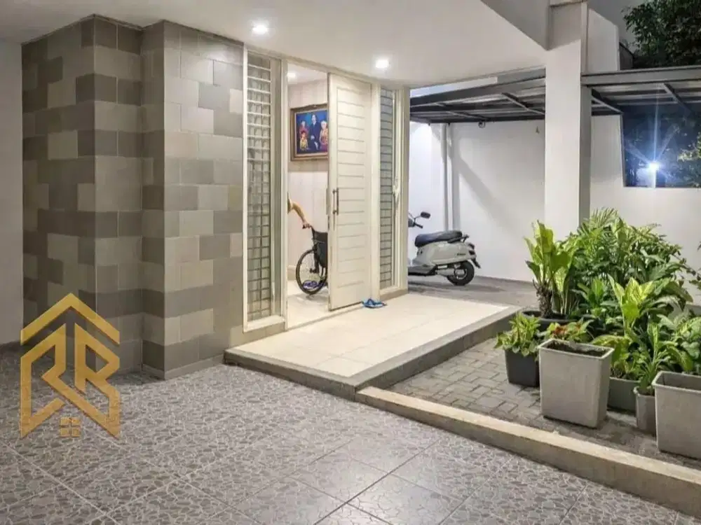 Rumah 2 lantai minimalis harga menarik Area Turangga Kota Bandung