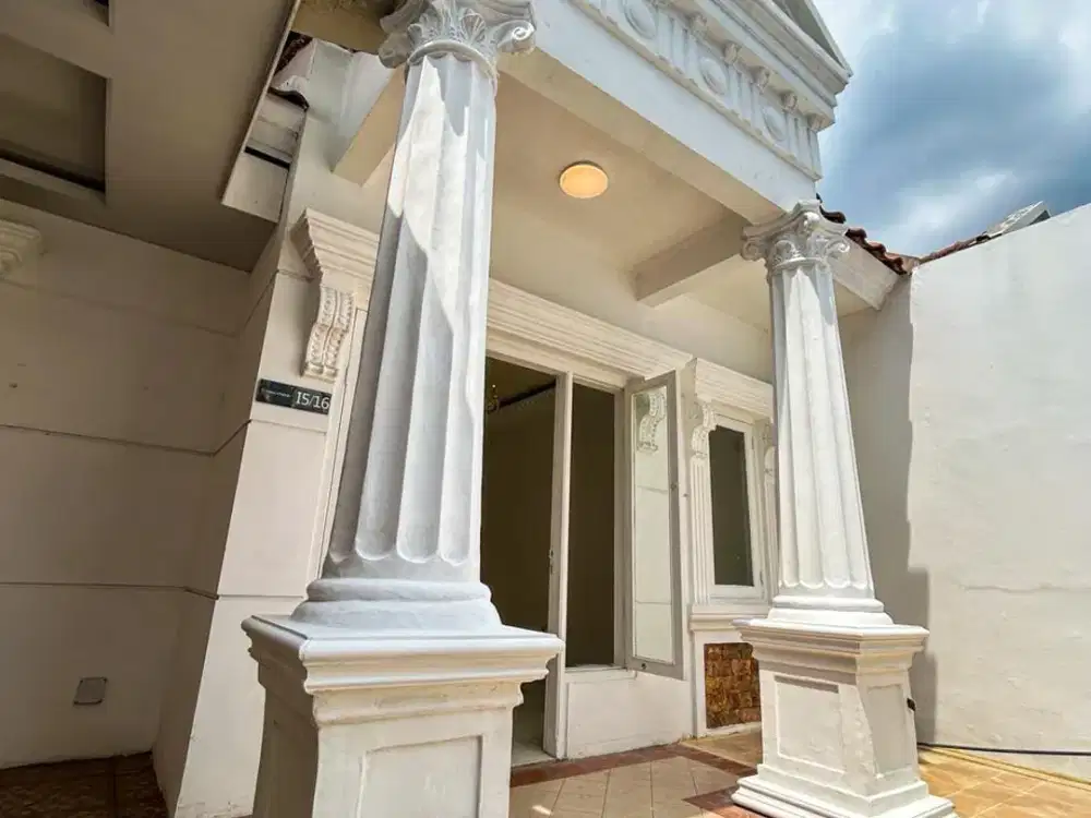 TURUN HARGA! RUMAH MEWAH FULL RENOVASI PURI SURYA JAYA SIAP HUNI