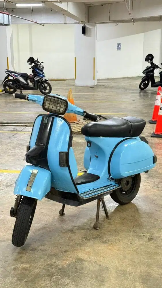 vespa ps tahun 1985