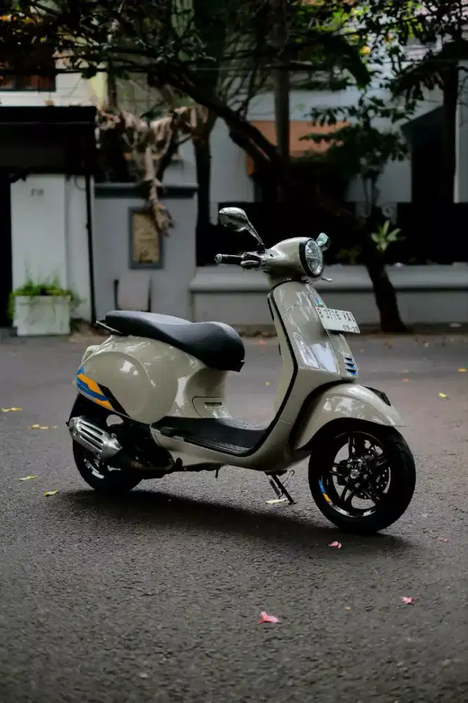 VESPA PRIMAVERA 150 SPECIAL EDITION 2024