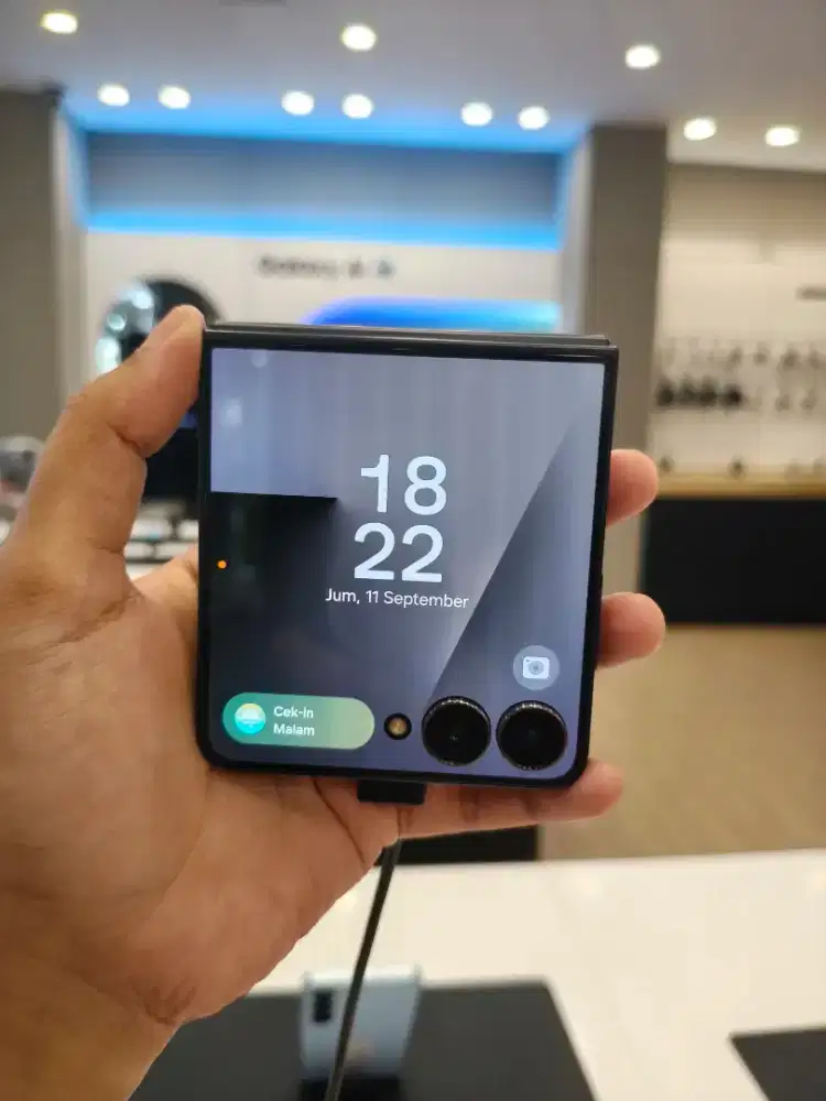 Cicilan samsung Galaxy Z flip 7