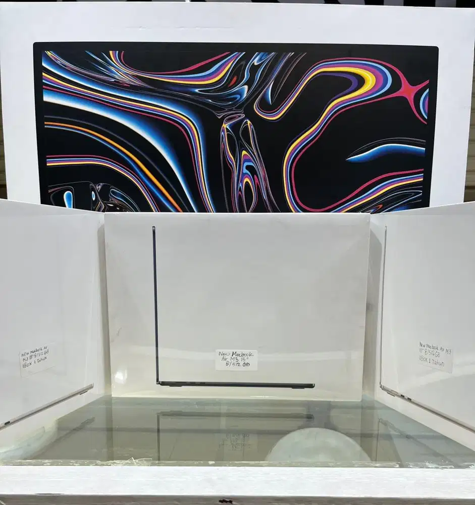 BNIB Macbook Air M3 15” 8/512GB Garansi iBox 1 Tahun