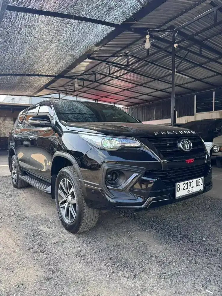 Toyota Fortuner VRZ Matic 2016 up TRD