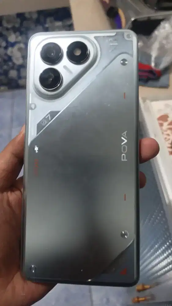 Tecno pova 7 8/256