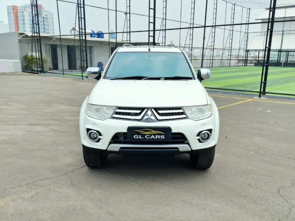 Pajero Dakar VGT Cash 4x2 A/t Mitsubishi 2015 Nik 2014 Solar Biasa Ok