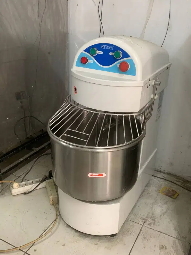 DIJUAL GETRA SPIRAL MIXER 30 LITER – LIKE NEW + MASIH GARANSI