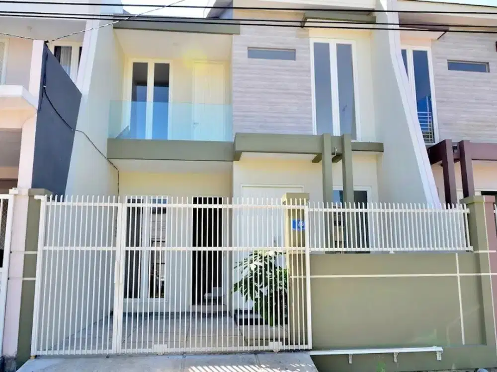 DIJUAL RUMAH GAYUNGSARI BARAT