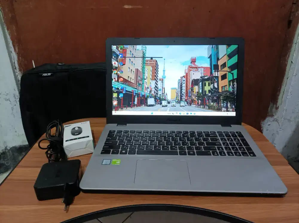 Laptop Asus X542U Intel core i5 gen 8