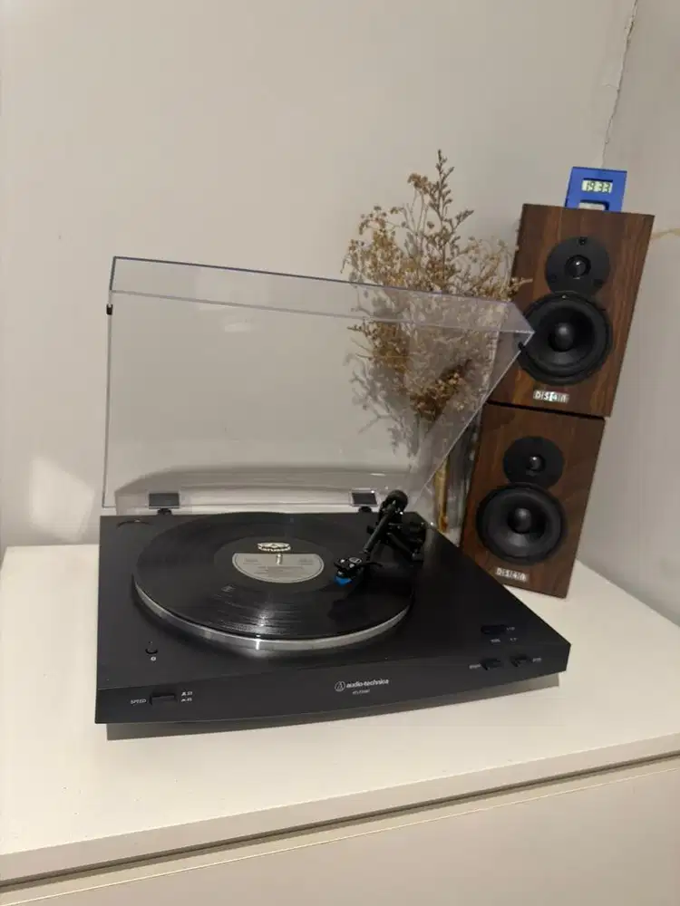 Audio Technica LP3XBT Turntable Vinyl
