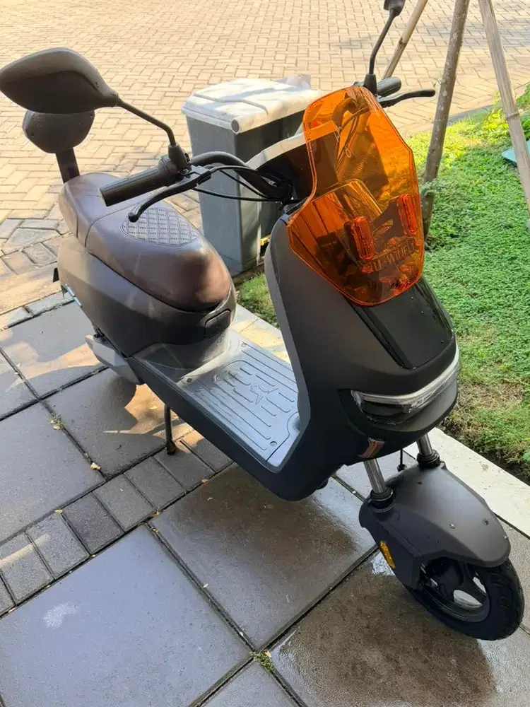 Sepeda Listrik Uwinfly tipe M70 Litium