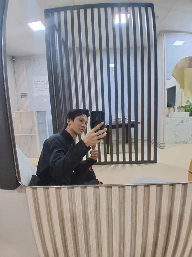 Saya lagi mencari kerja