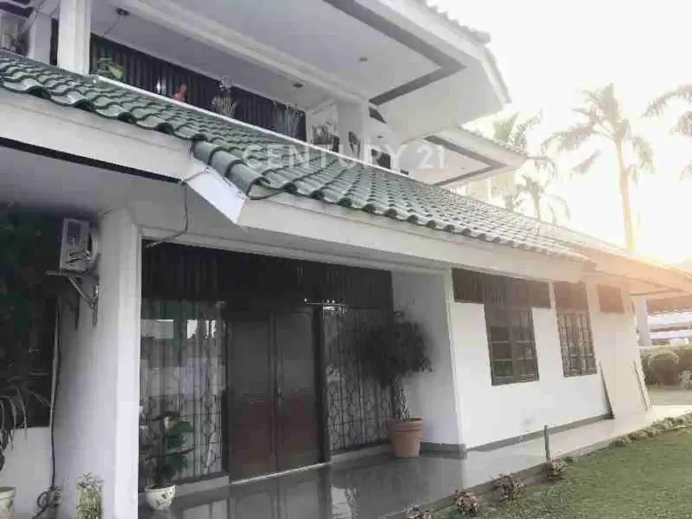 Dijual Rumah Bagus Full Furnished Green Garden Jakarta Barat
