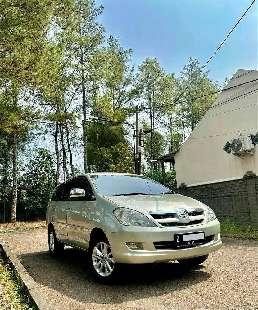 NO PR- Toyota Kijang Innova 2.0 V AT 2005 Matic Silver 2006/2007/2008