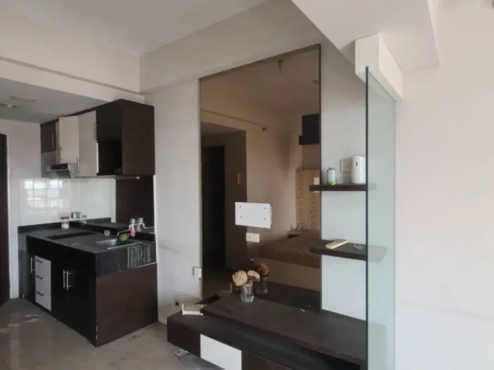 DIJUAL APARTEMEN METROPOLIS TOWER C LANTAI 11 FURNISHED