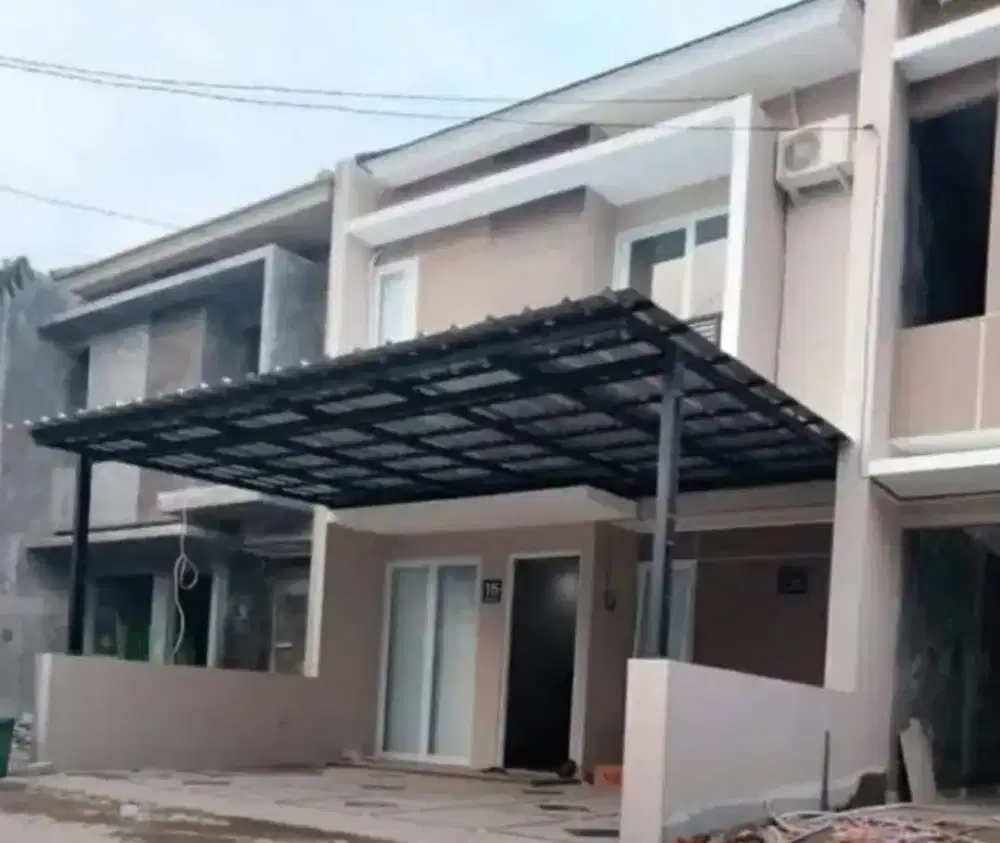Kanopi baja ringan
