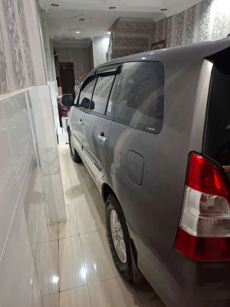 Toyota Kijang Innova 2012 Diesel