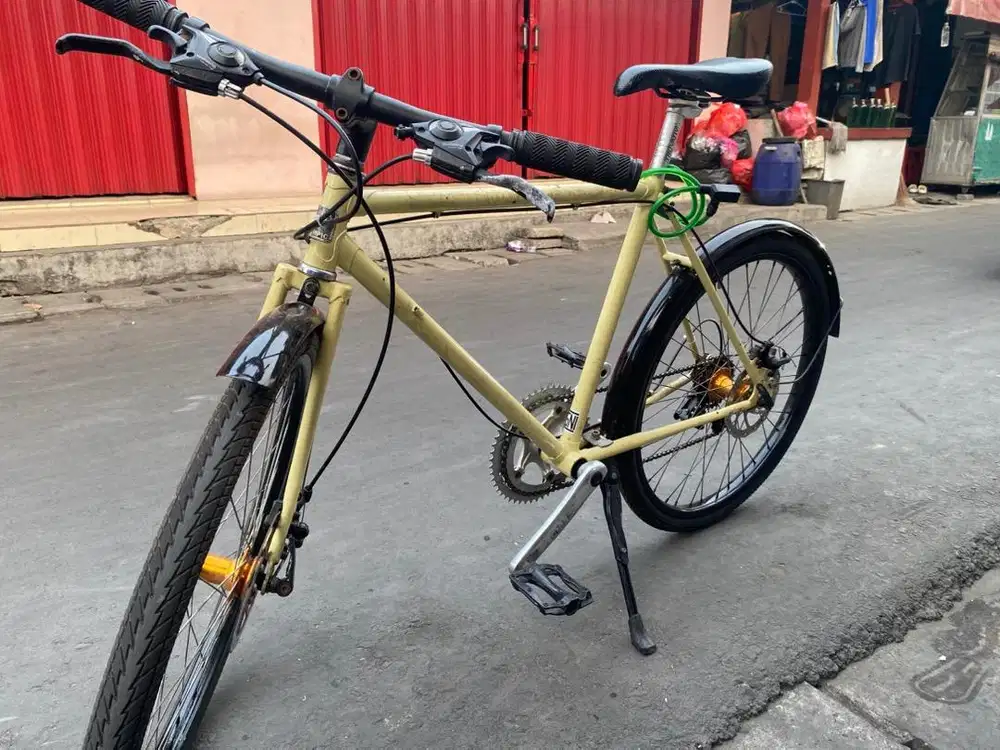 sepeda klasik bekas