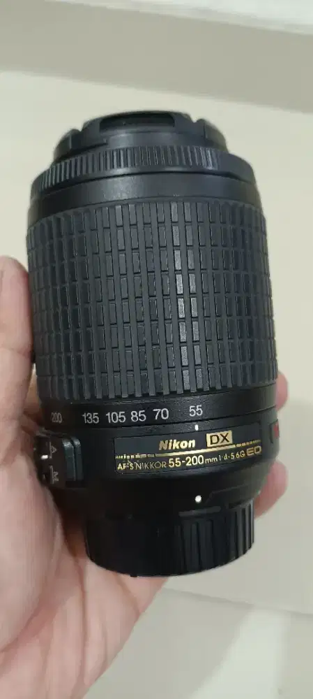 Nikon DX 55-200mm