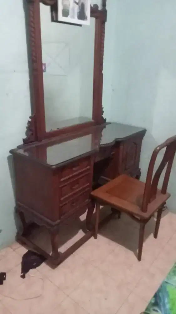 Jual cepat meja rias kayu jati