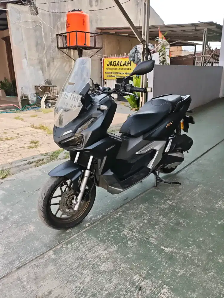 {dijual} Honda ADV 160cc ABS Lengkap