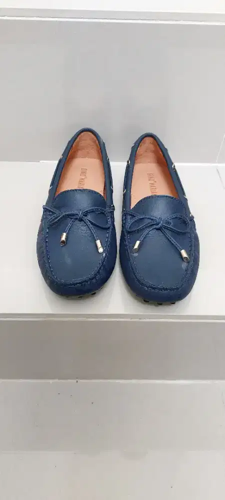Sepatu Gino Mariani