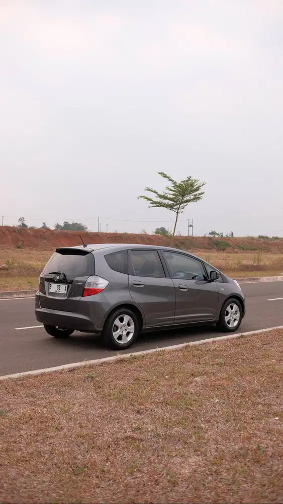 Honda Jazz S AT 2010 LOW KM 83rb FULL RECORD (harga include BBN)