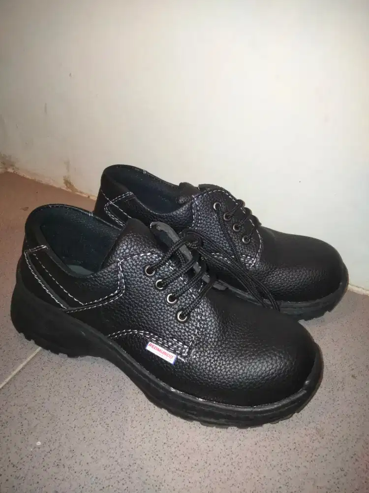sepatu safety ukuran 41