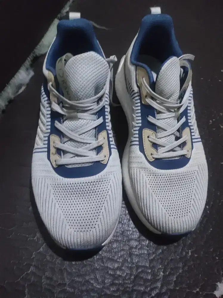 sepatu kanky size 45