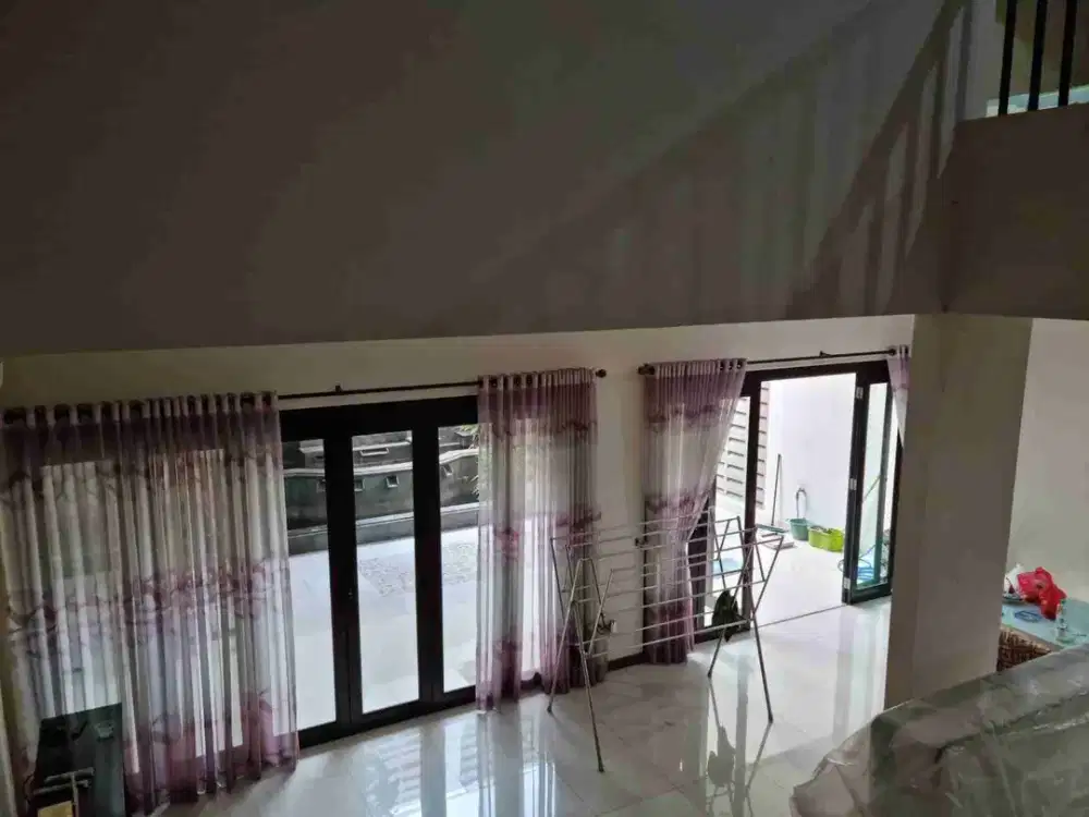 Dijual dan Disewa Rumah Cluster Asia Tropis Harapan Indah Bekasi