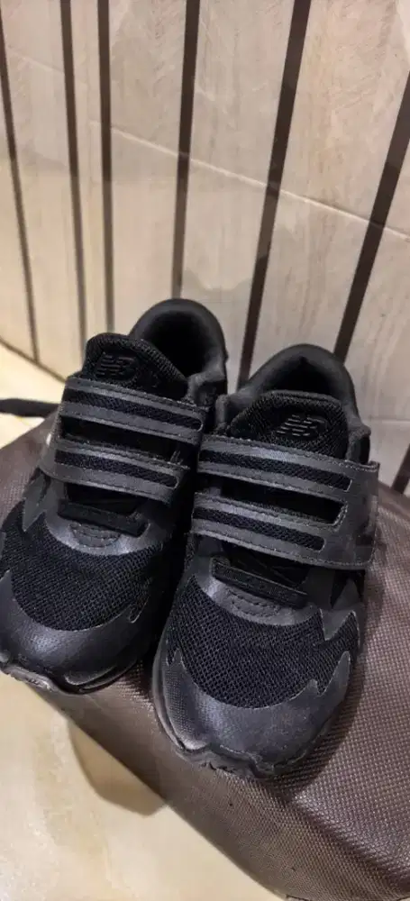 Preloved New Balance untuk anak