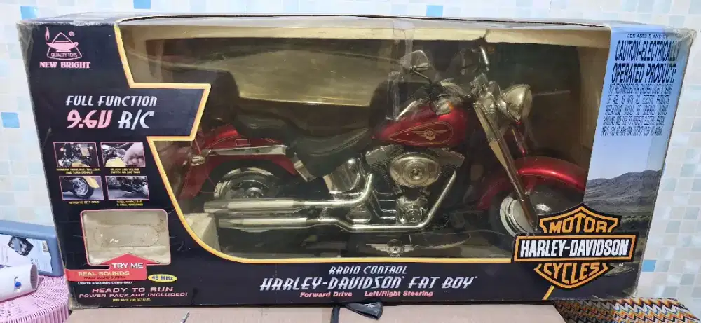 Pajangan Motor Harley Davidson