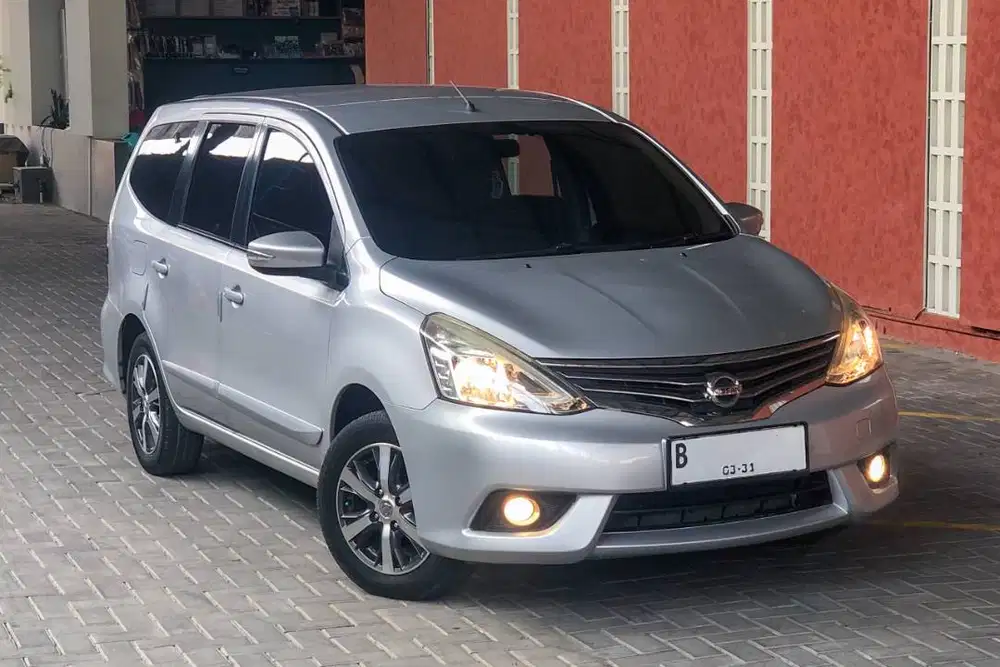 NISSAN GRAND LIVINA 1.5 XV A/T 2017 (SILVER)