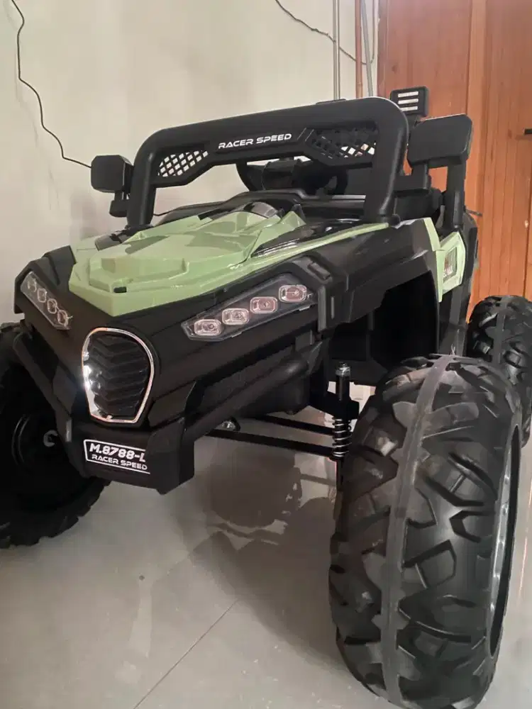 Mainan anak mobil aki