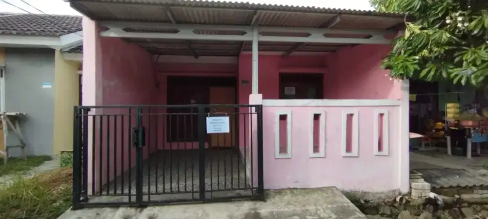 Disewakan Rumah Asri di Perumahan Suropati Residence