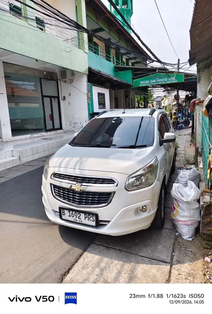 Chevrolet Spin 2014 Bensin