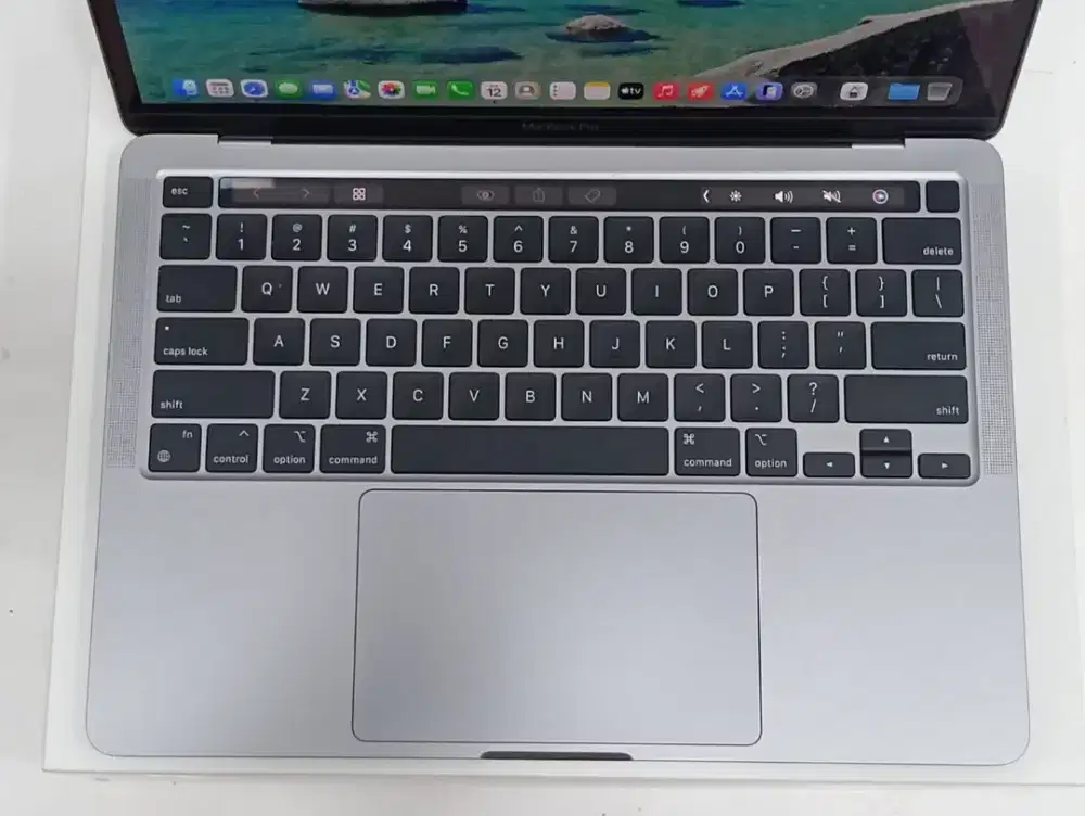 Macbook Pro M2 Toucbar  2022 13,3-inch