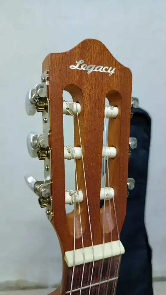 Gitar legacy original ukuran 1/2