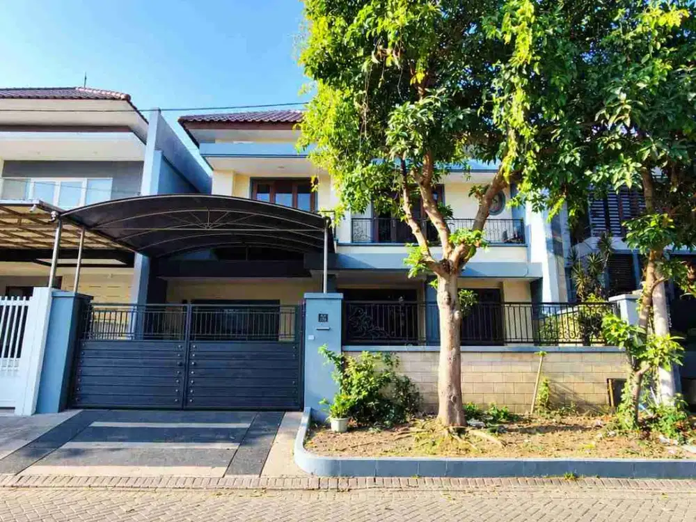 Dijual! rumah Dian istana Taman Ratu Blok F 4