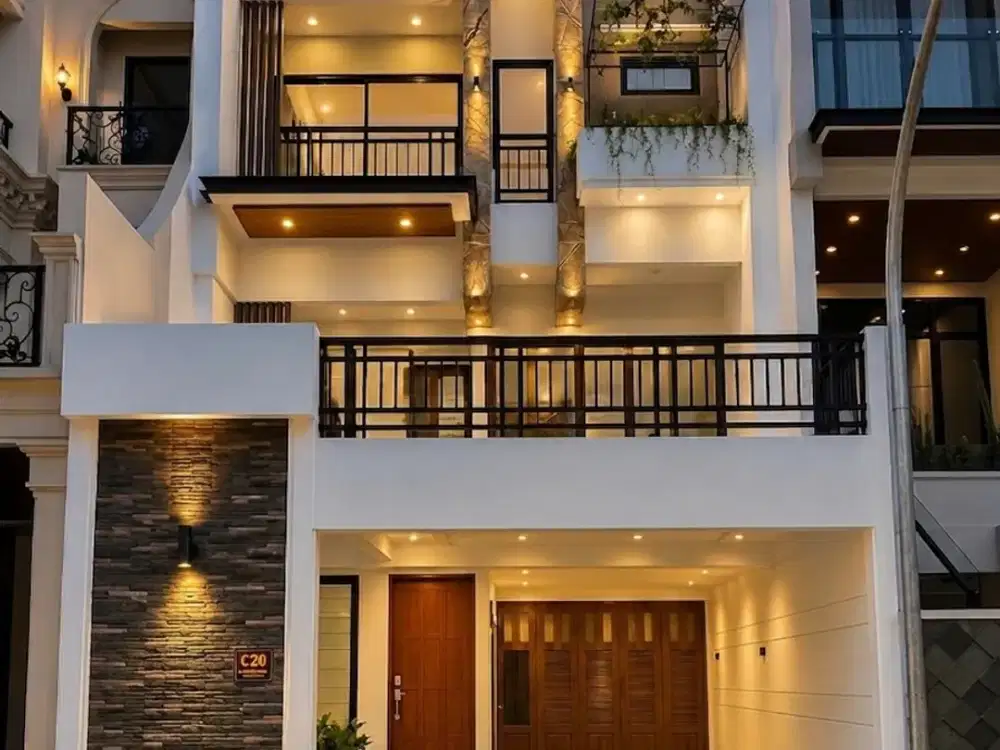 Rumah modern minimalis dalam townhouse belakang ragunan