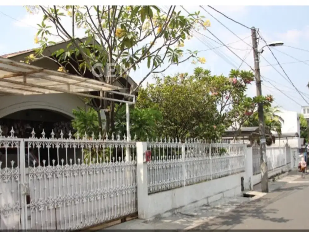 Rumah Cantik Nyaman Strategis Bebas Banjir