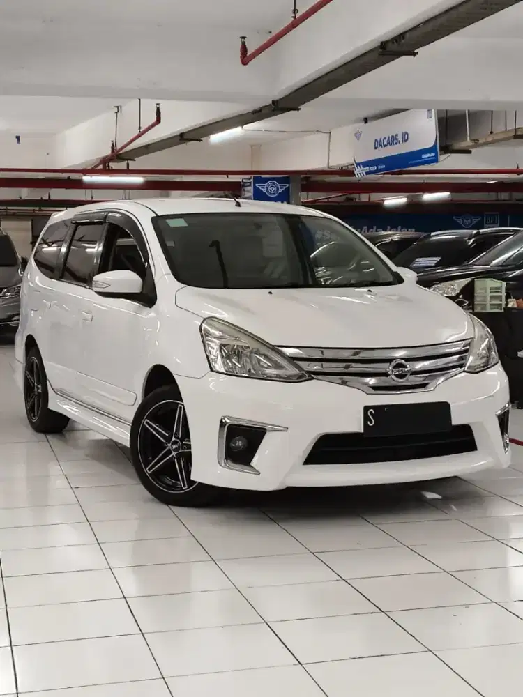 NISSAN
GRAND LIVINA 1.5 HWS CVT 2016 DP 20JT