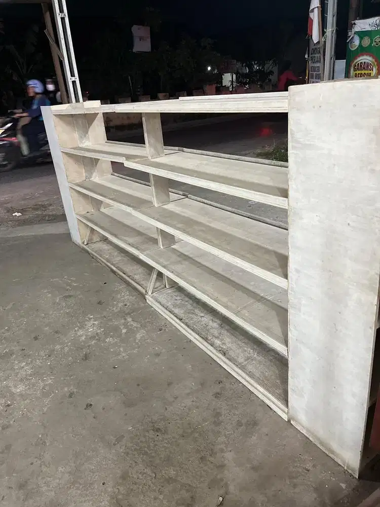 Rak etalase 2 pasang