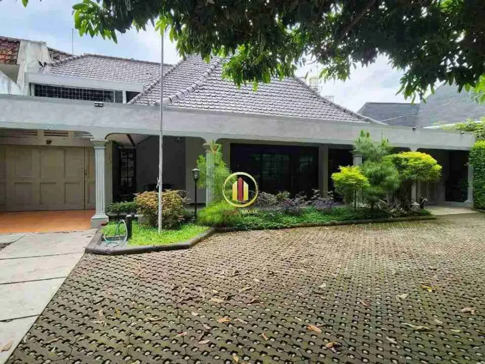 Dijual Cepat Rumah Lokasi Strategis Premium Di Sayap Riau Bandung