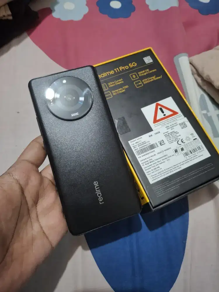 Realme 11 pro 5g masih mulus