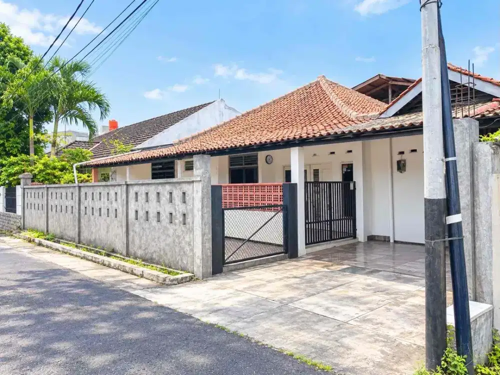 Rumah tinggal di dalam komplek Unilever (Petukangan) Jaksel