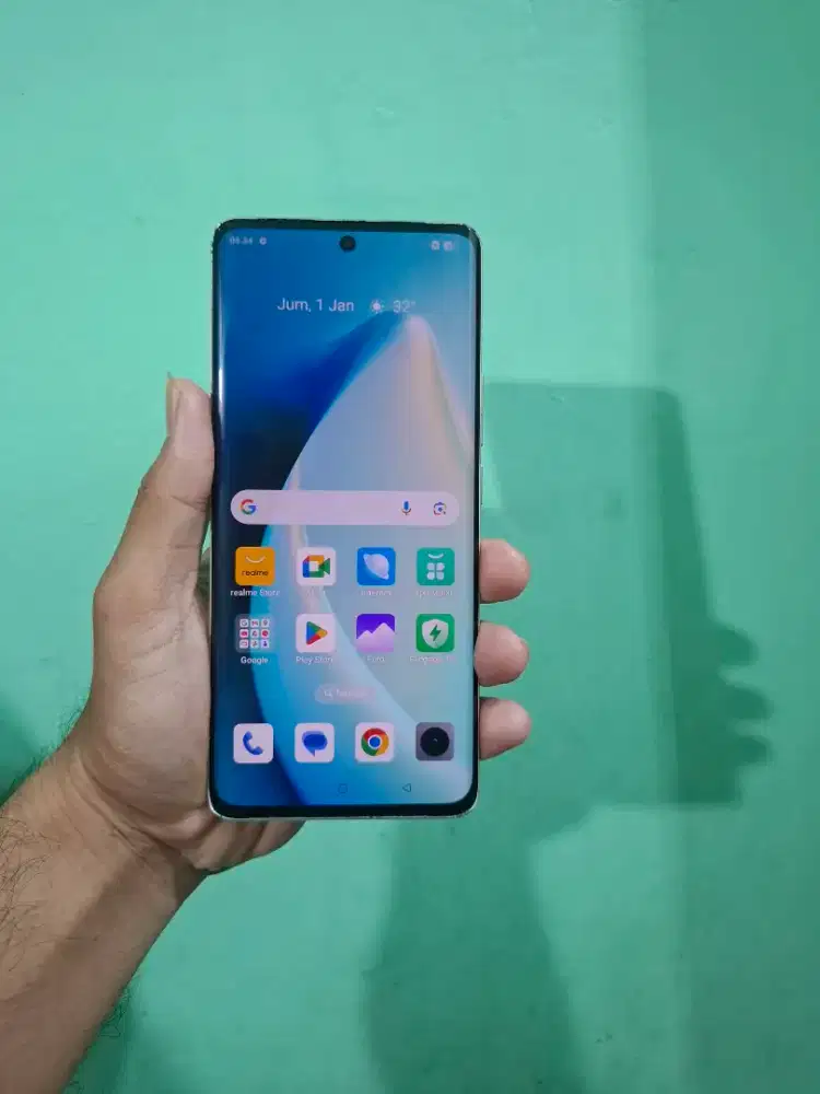 Realme 10 pro+ 5g 8+8/128 super amoled
