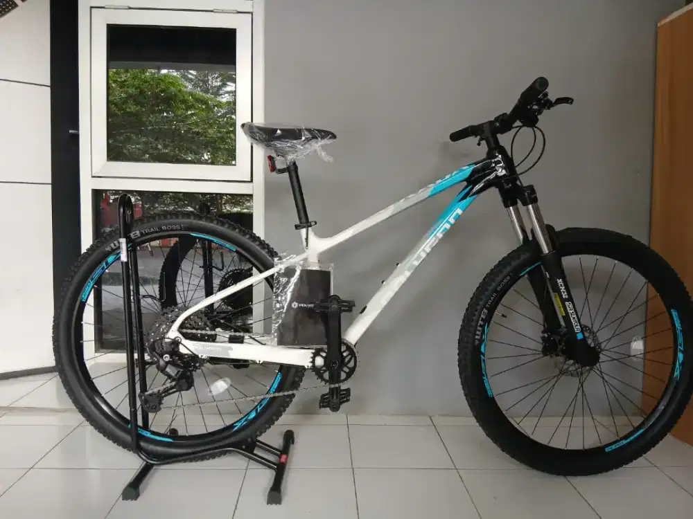 Polygon xtrada 5