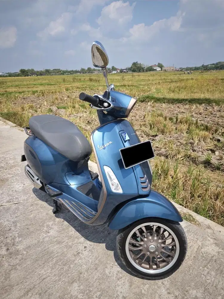 PIAGGIO VESPA SPRINT 10th ANNIVERSARY 150 I GET ABS TAHUN 2021