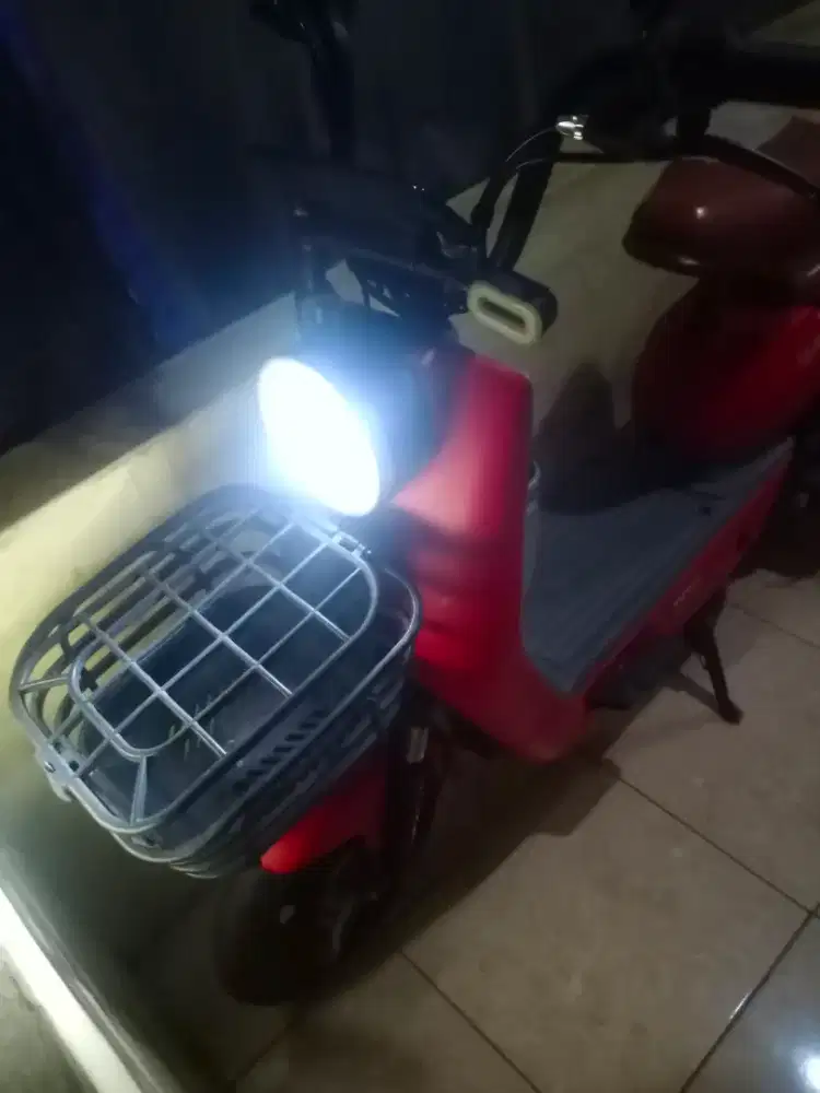 Sepeda listrik uwinfly