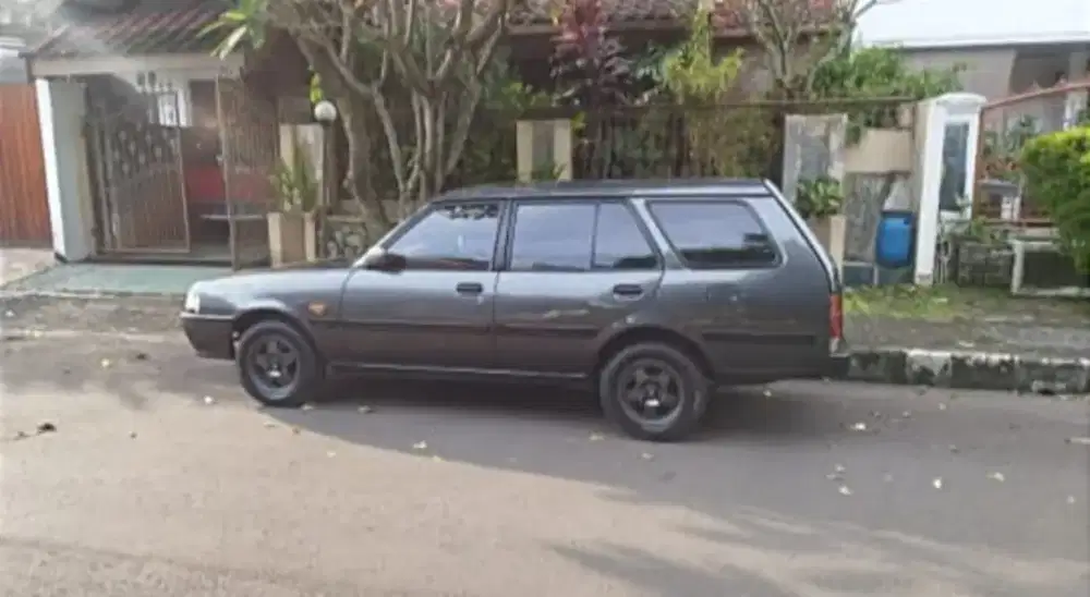 Mazda Vantrend 1994